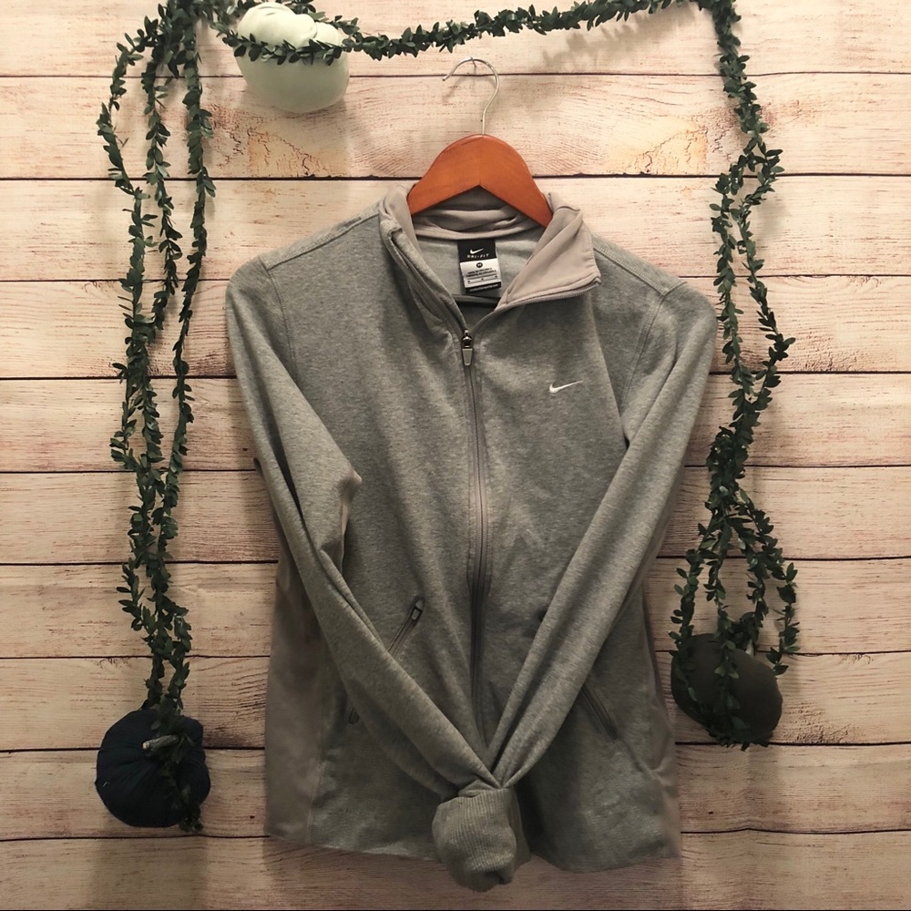Nike Dri Fit ZIP Up Sweater sz. M🍂